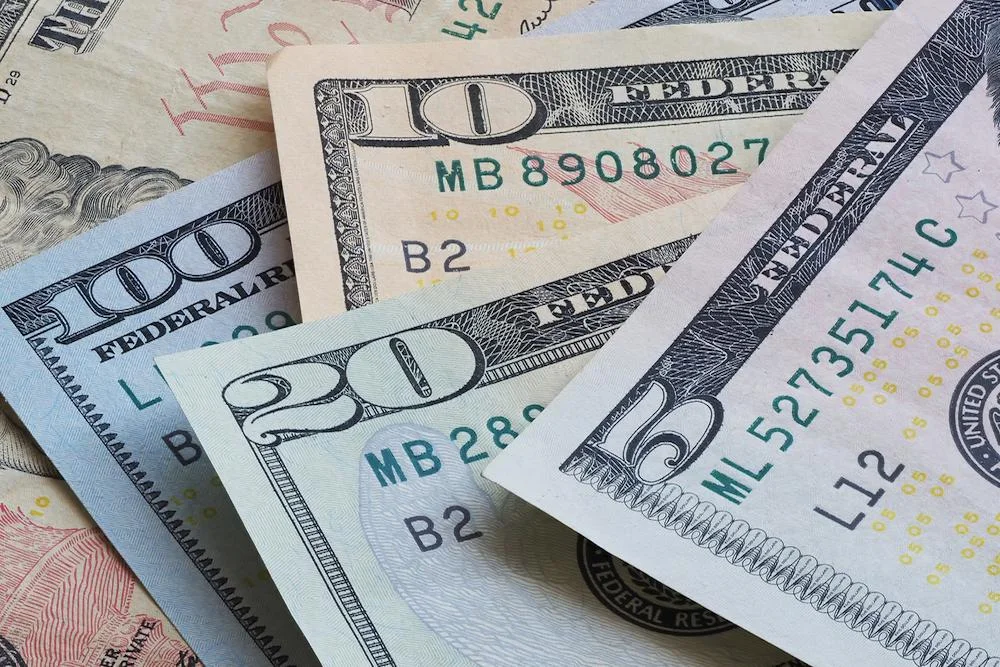 ONTARIO POWER GENERATION: Keeping Pickering Nuclear Open Saves $600 Million